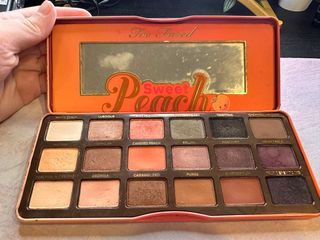 (Category: ) located in . Submitted by winnie.winnie.winnie (Listing ID 1260791148, Image 1). Description: .