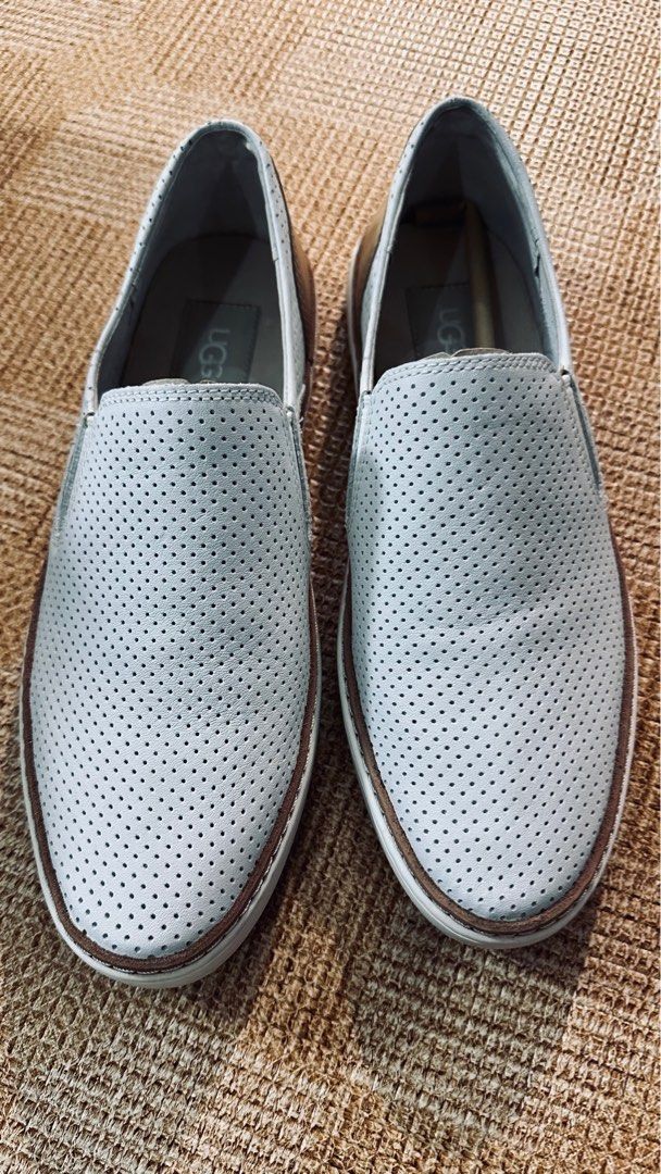 White sales ugg shoes