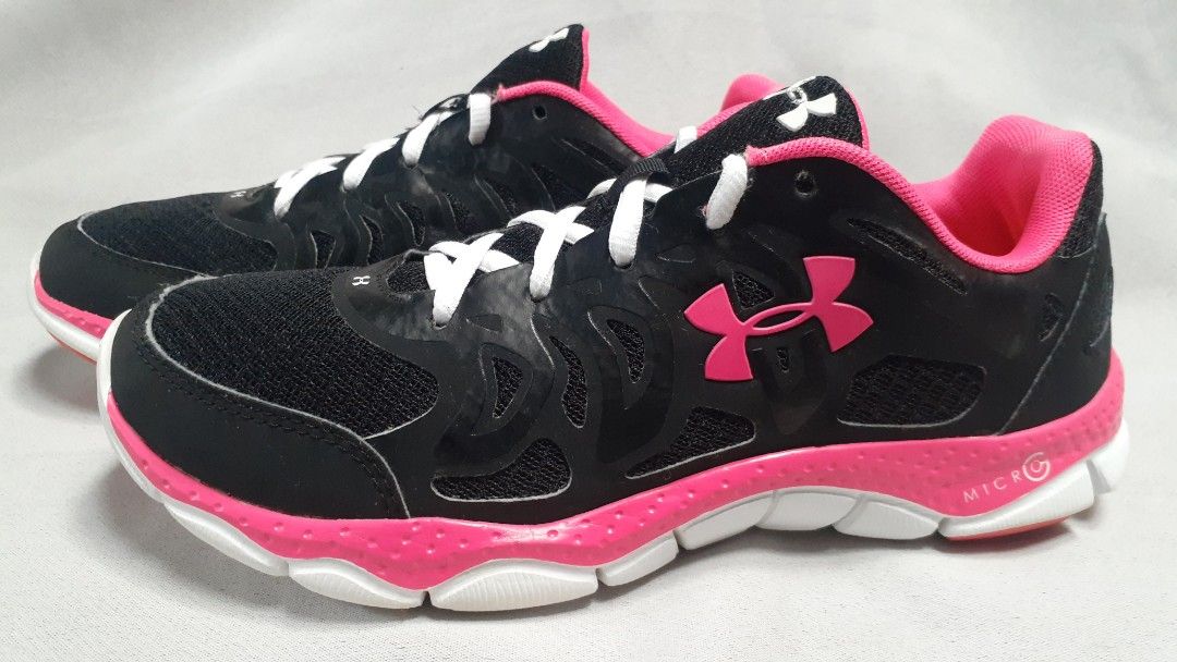 Under Armour Micro G Engage Black Women s running shoes size US 8