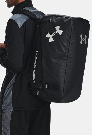 Under armour shop contain duffel