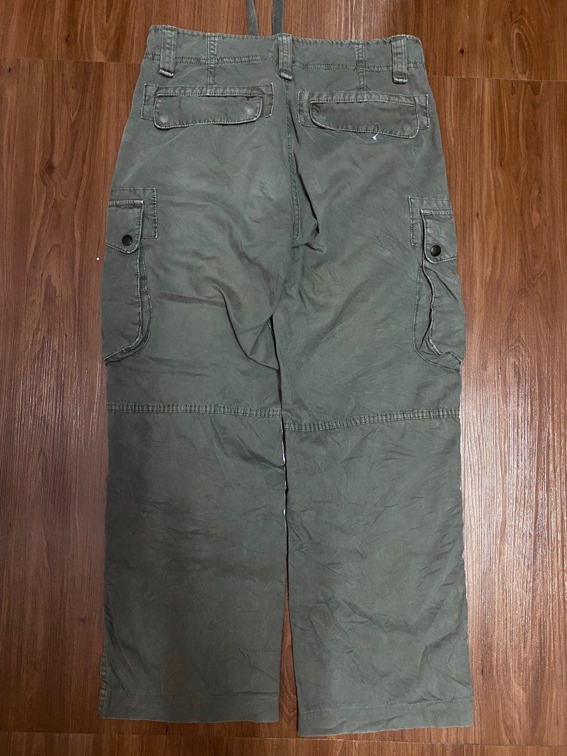 Uniqlo Cargo Pants, Men's Fashion, Bottoms, Chinos on Carousell