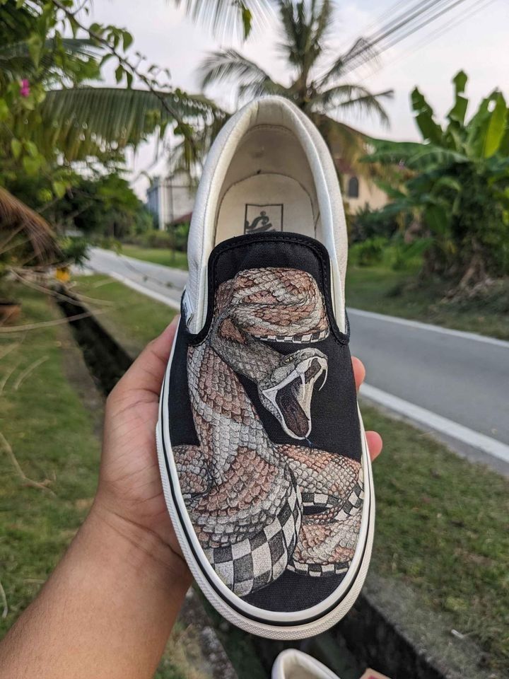 Vans slip on snake store
