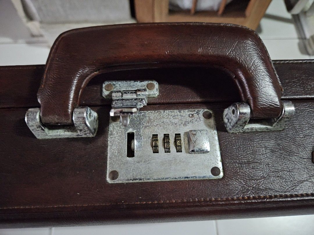 Vintage Corolla Briefcase, Hobbies & Toys, Memorabilia & Collectibles ...