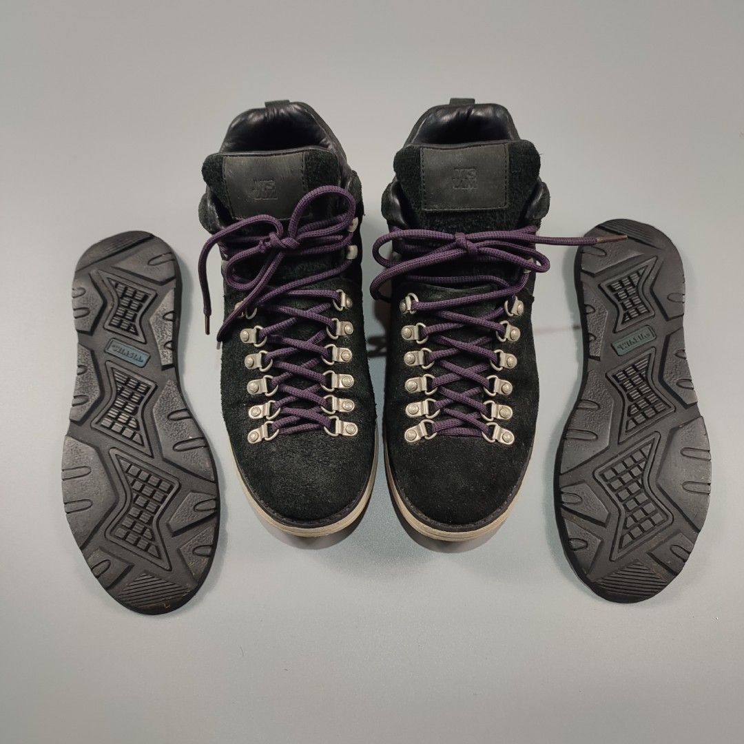 VISVIM SERRA BOOTS ( NEED REGLUE AND RESTORATION) (Category: Sneakers) located in Manila. Submitted by mnlhappybattle (Listing ID 1260778687, Image 1). Description: VISVIM SERRA BOOTS AS IS CONDITION NEED REGLUE AND RESTORATION SIZE US 8.