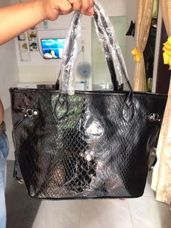 (Kategori: ) berada di . Dikirim oleh jolieriri (ID iklan 1260704189, Gambar 1). Deskripsi: .