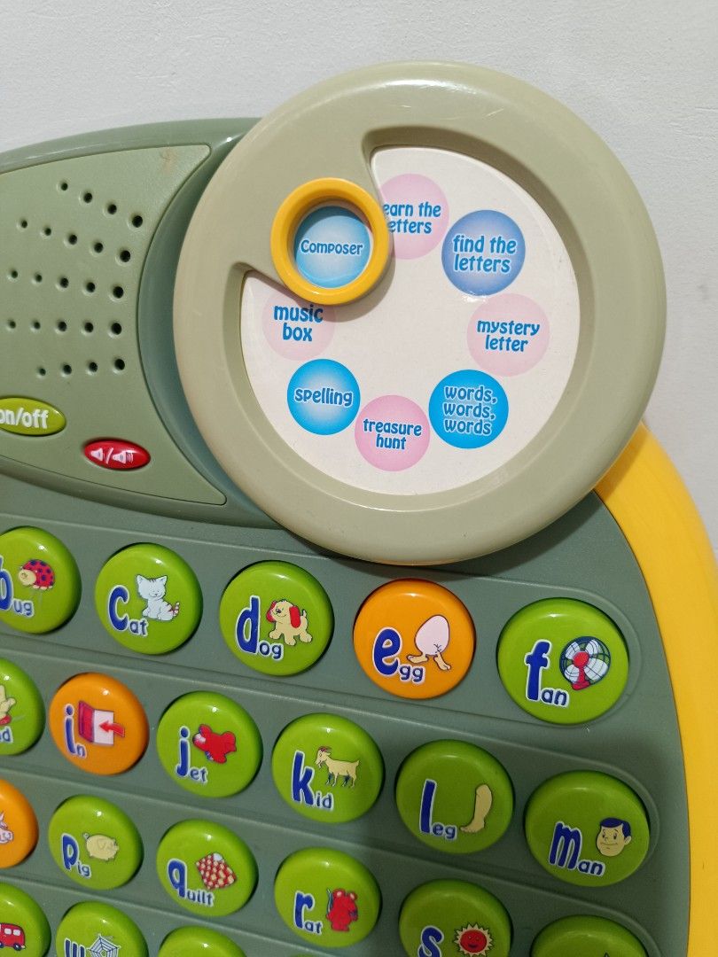 Vtech Alphabet Desk Phonics, Hobbies & Toys, Toys & Games on Carousell