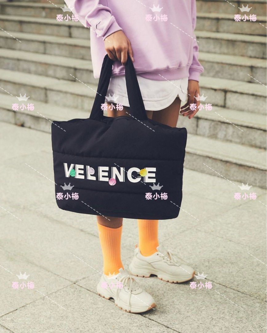 WIN 自家品牌VELENCE - VELENCE Pillow Bag `Club Sturdy`, 預購 