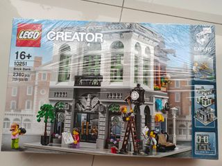 LEGO Creator Expert Brick Bank 10251 Construction Set