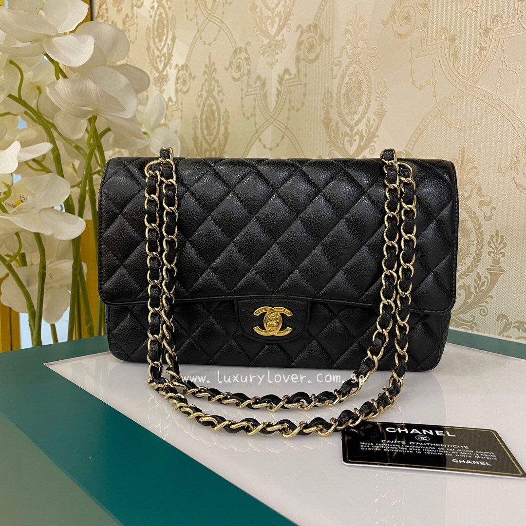 19 Chanel Classic Double Flap Medium Black Caviar GHW, Luxury