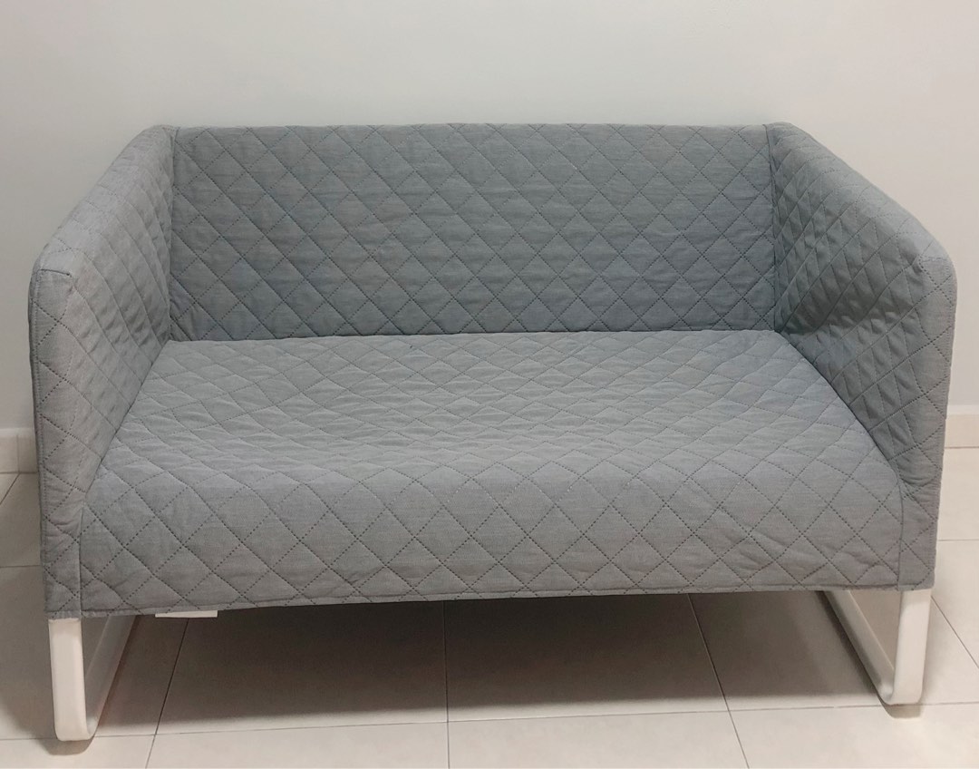 Picture of Flash Furniture Archer 28-in Oversized Portable Faux Fur Folding Saucer ...