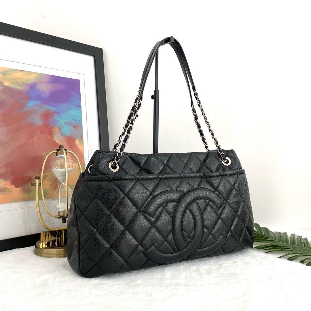 💯% Authentic Chanel Black Quilted Caviar Timeless CC Soft Chain