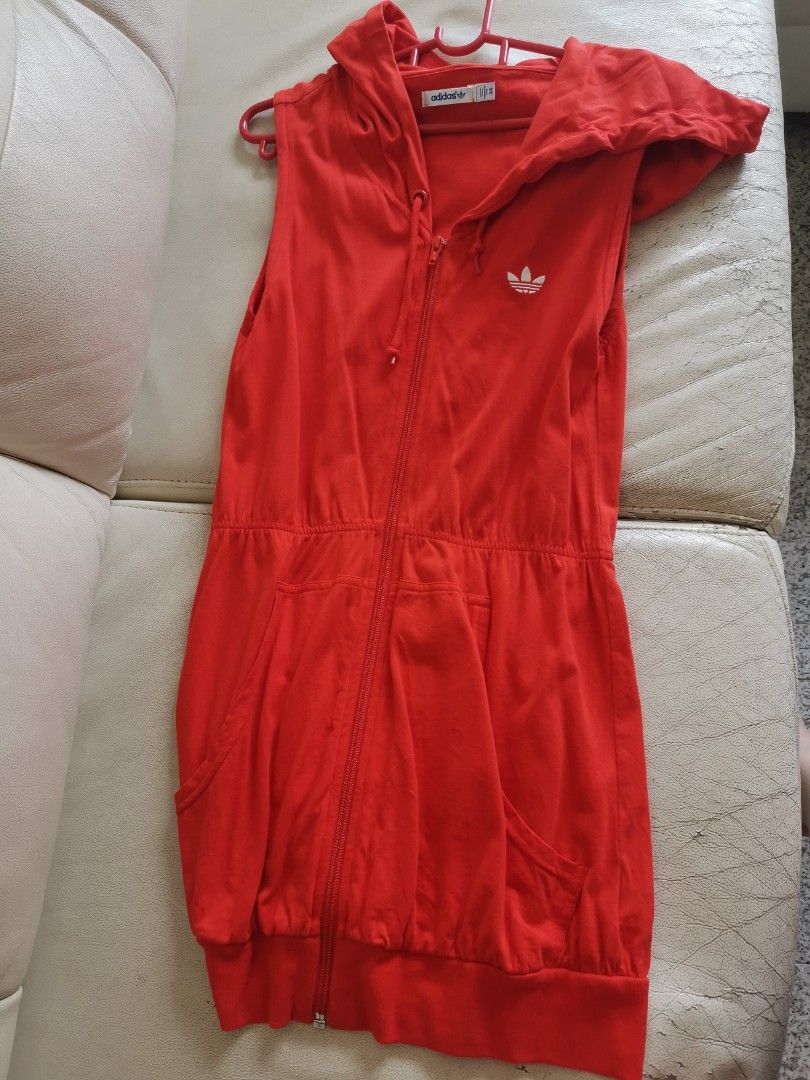 Adidas originals sleeveless best sale hoodie