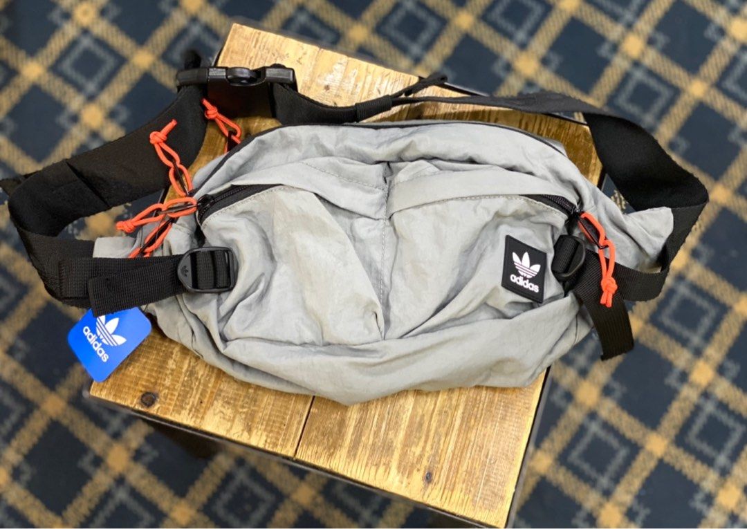 Urban utility outlet crossbody bag