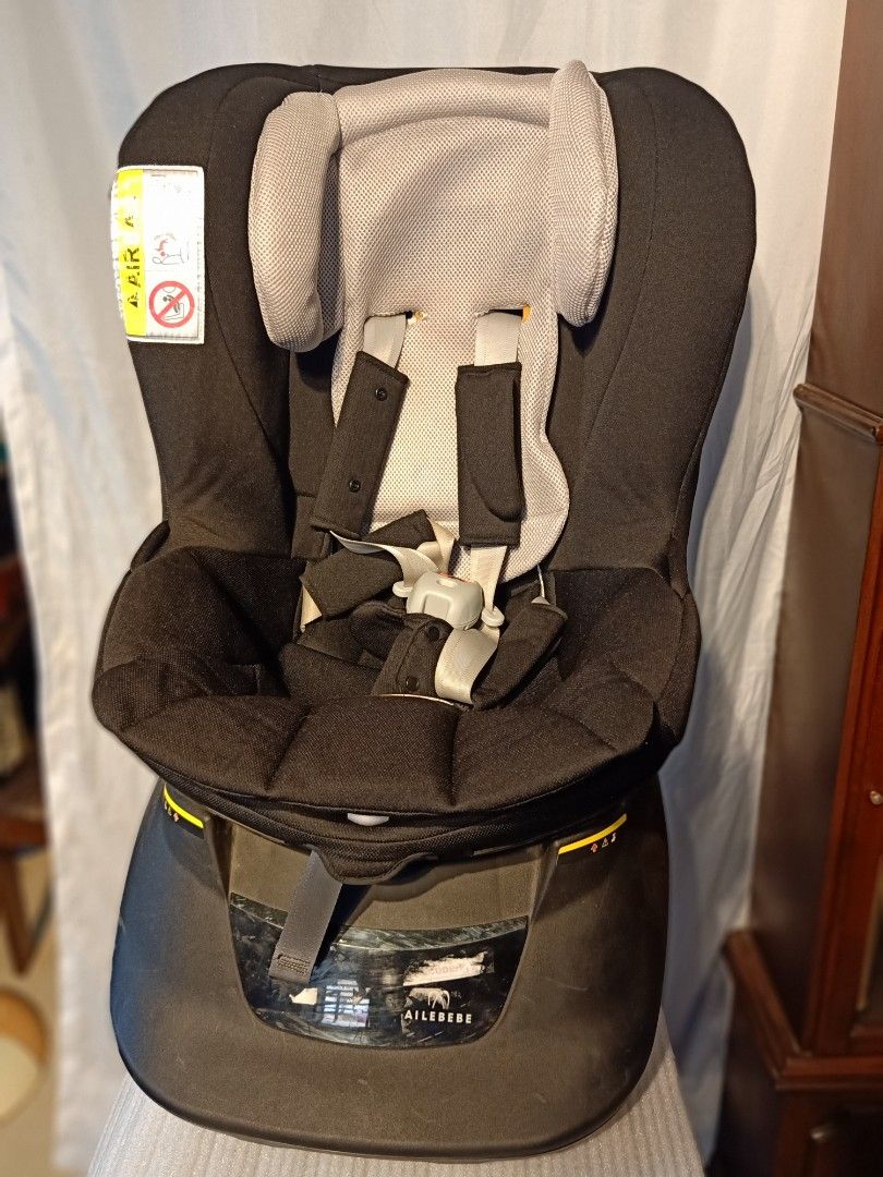 Ailebebe baby carseat car mate newborn up to 18kgs 360 degrees