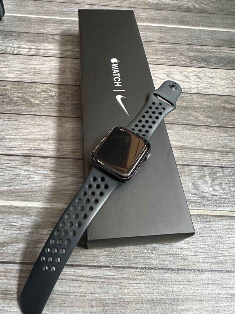 Nike apple watch hotsell series 6 44mm