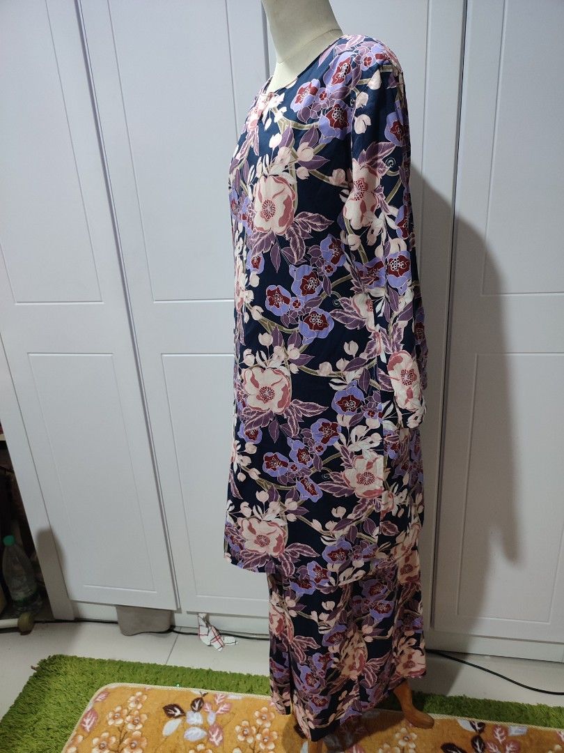 Baju kurung moden kain cotton Women s Fashion Muslimah Fashion Baju Kurung sets on Carousell