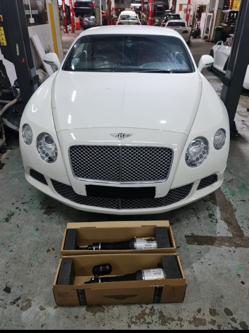 bentley_continental_gt_flying__1697733002_5b402e31_progressive.jpg