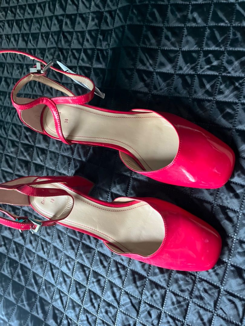 Red shop pink shoes