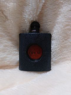 Black Opium YSL perfume