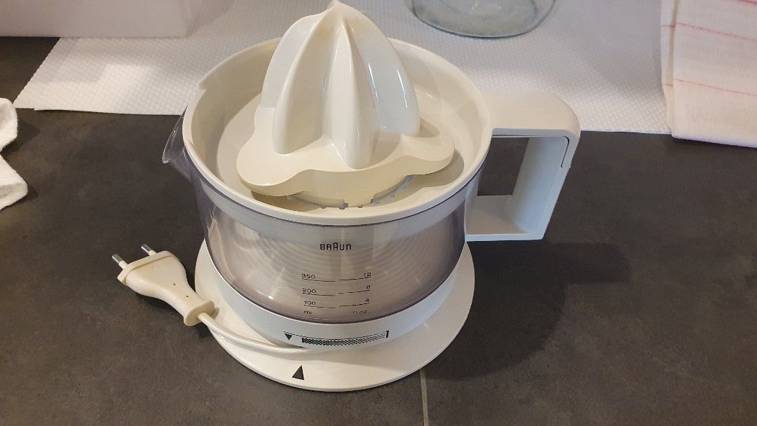 BRAUN ORANGE JUICER VERY GOOD CONDITION TV Home Appliances Kitchen Appliances Juicers Blenders Grinders on Carousell