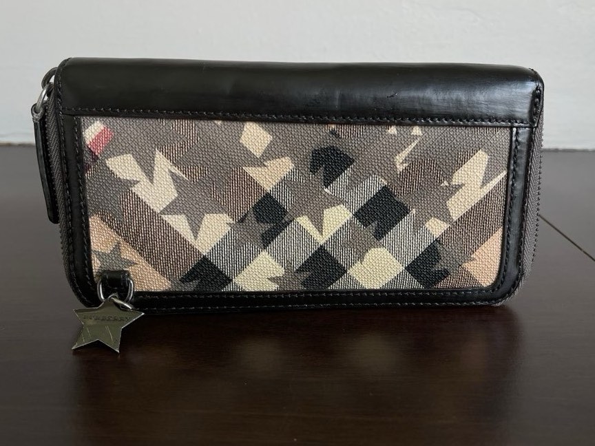 Burberry online supernova wallet