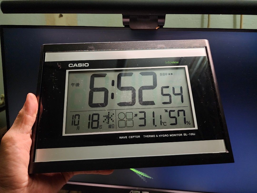 Casio wall ,table clock. (Category: Clocks) located in Johor Bahru. Submitted by chaplang-house (Listing ID 1260935628, Image 2). Description: Nice tell time piece as it has..... Time/Calendar/Temperature and Humidity display. Size 10 in x 7 in x 1 in Operates with twin AA batteries. no cod, tq..