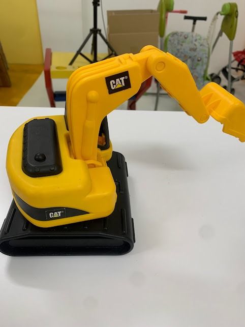 Cat tough tracks shop excavator
