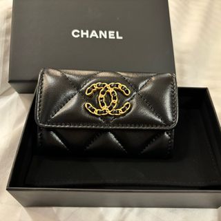 CHANEL 23C Red Caviar Key Chain Flap Card Holder Light Gold