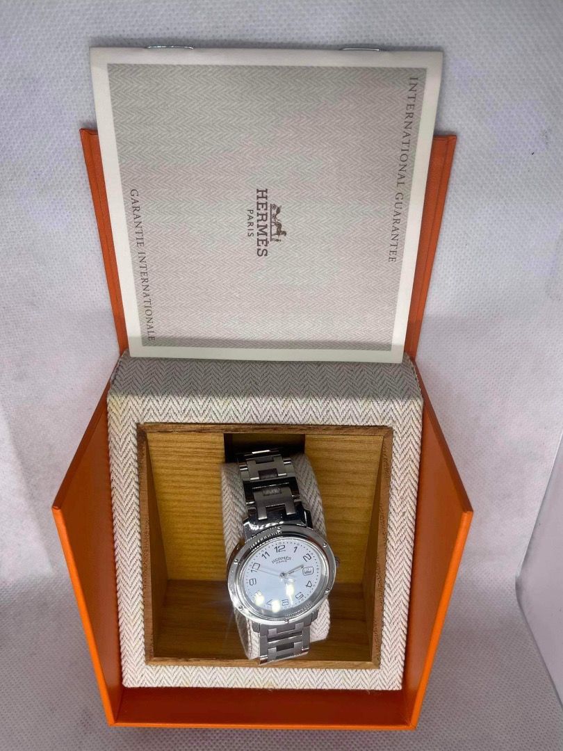 Clipper Wristwatch in SS 19cm HERMES (Category: Luxury Watches) located in Quezon City. Submitted by hellopatchi (Listing ID 1260833627, Image 3). Description: Clipper Wristwatch in SS 19cm Newly buffed and replaced battery last 4/ 2023 Japan Rank A - used item with case, box and international guarantee card/manual .