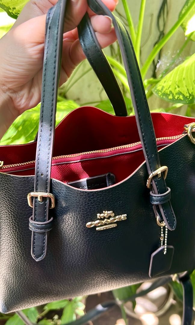 Coach Mollie Tote Shoulder bag (Category: Luxury Bags & Wallets) located in Marikina City. Submitted by slayxshop (Listing ID 1259005954, Image 1). Description: Authenticity not guaranteed since it's a gift from florida US.