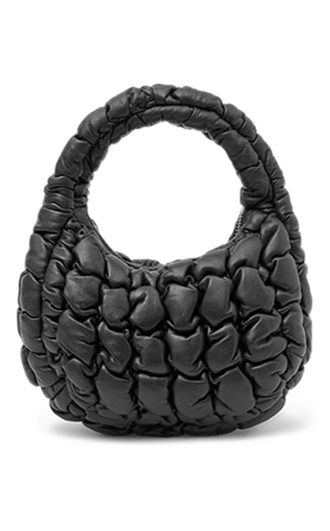 Black leather quilted bag 2025