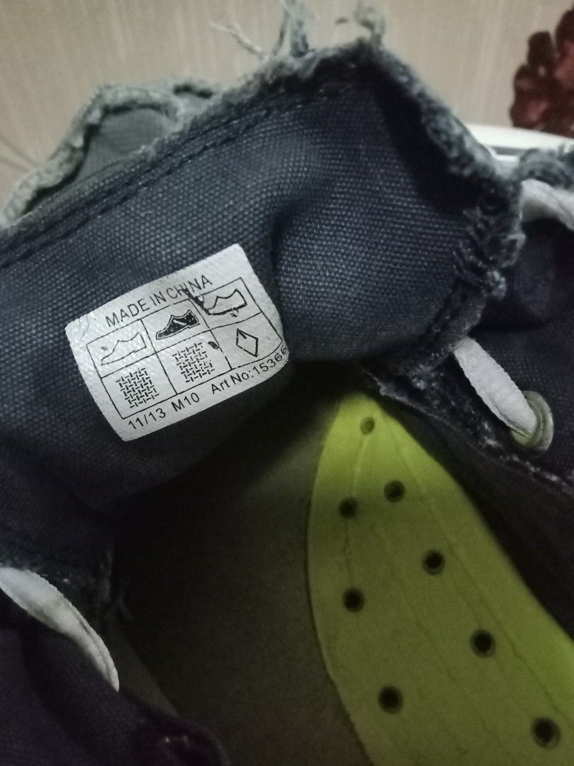 Crocs size 9.5 shop