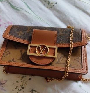 Louis Vuitton M82509 Wallet on Chain