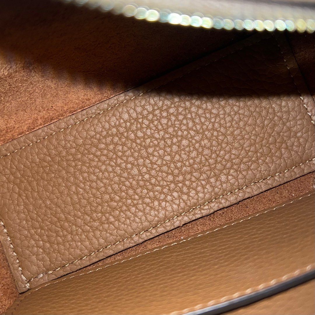 Delvaux cool box nano, 名牌, 手袋及銀包 Carousell