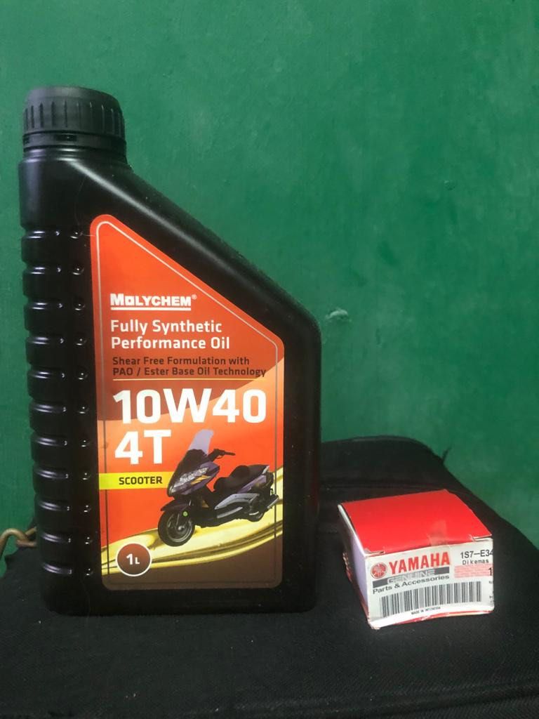 engine oil change for xmax only, Motorcycles, Motorcycle Accessories on