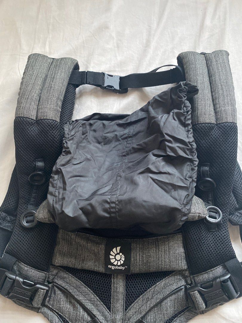 Ergobaby Omni 360 Cool Air Mesh (Category: Carriers & Slings) located in Makati City. Submitted by annecan (Listing ID 1260889899, Image 3). Description: Selling it for only PhP 7,000 (original price is 13,500) Location: Makati Payment: Gcash / BDO.