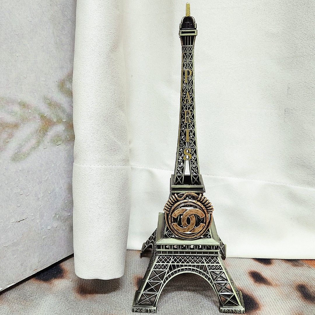 Crusted Eiffel Tower Ornament - Glitterville Studios