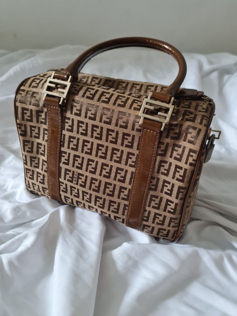 Fendi handbag (Category: Luxury Bags & Wallets) located in Pasig City. Submitted by swift.decluttering (Listing ID 1260878993, Image 1). Description: not guaranteed authenticity.