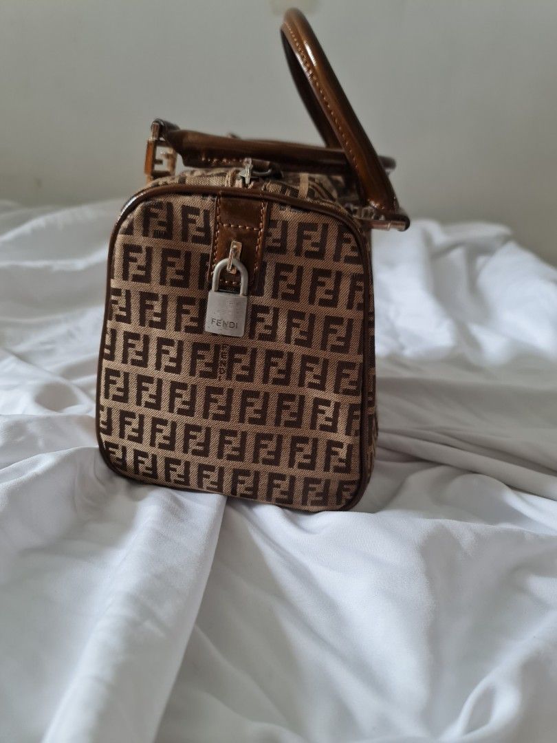 Fendi handbag (Category: Luxury Bags & Wallets) located in Pasig City. Submitted by swift.decluttering (Listing ID 1260878993, Image 3). Description: not guaranteed authenticity.