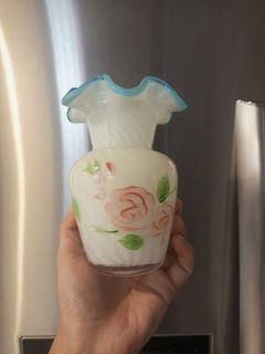 Louis Vuitton Vase Review - PORCELAIN VASE PETITE BOITE CHAPEAU -  ルイヴィトン陶器の花瓶