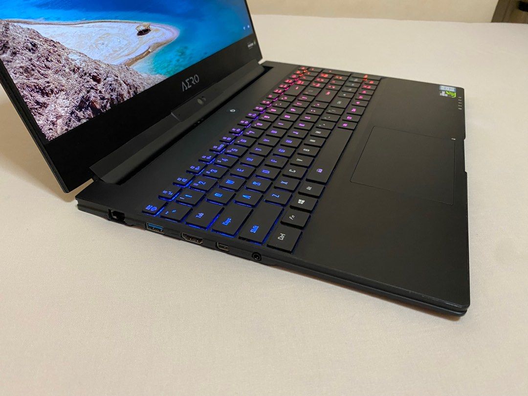 Gaming laptop cheap i7 gtx 1070