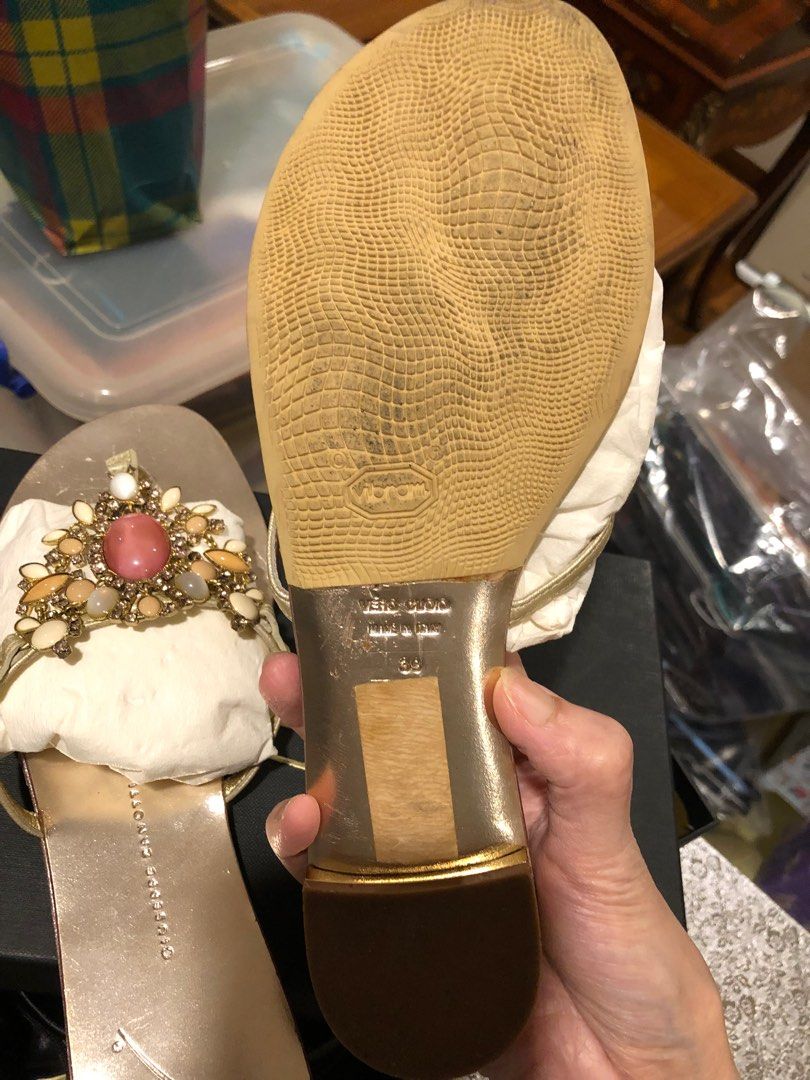 Giuseppe zanotti gold flat sandals on sale