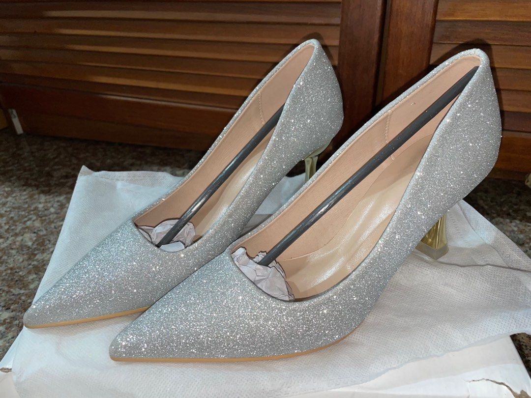 Glitter pointed toe pumps 2025