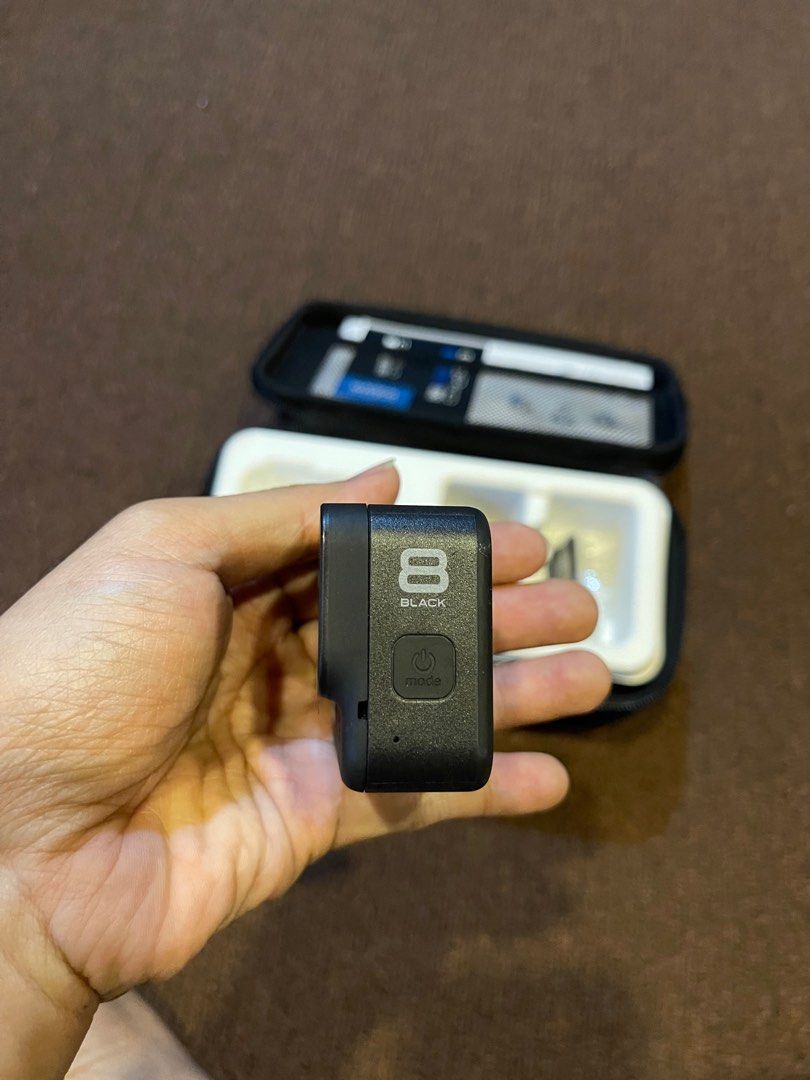 Gopro hero 8 (Category: Cameras) located in Manila. Submitted by markgapac_08 (Listing ID 1260899509, Image 3). Description: Gopro hero 8 like new 3 days use only Everything in the picture are included No issues or whatsoever Loc qc 09179613288.