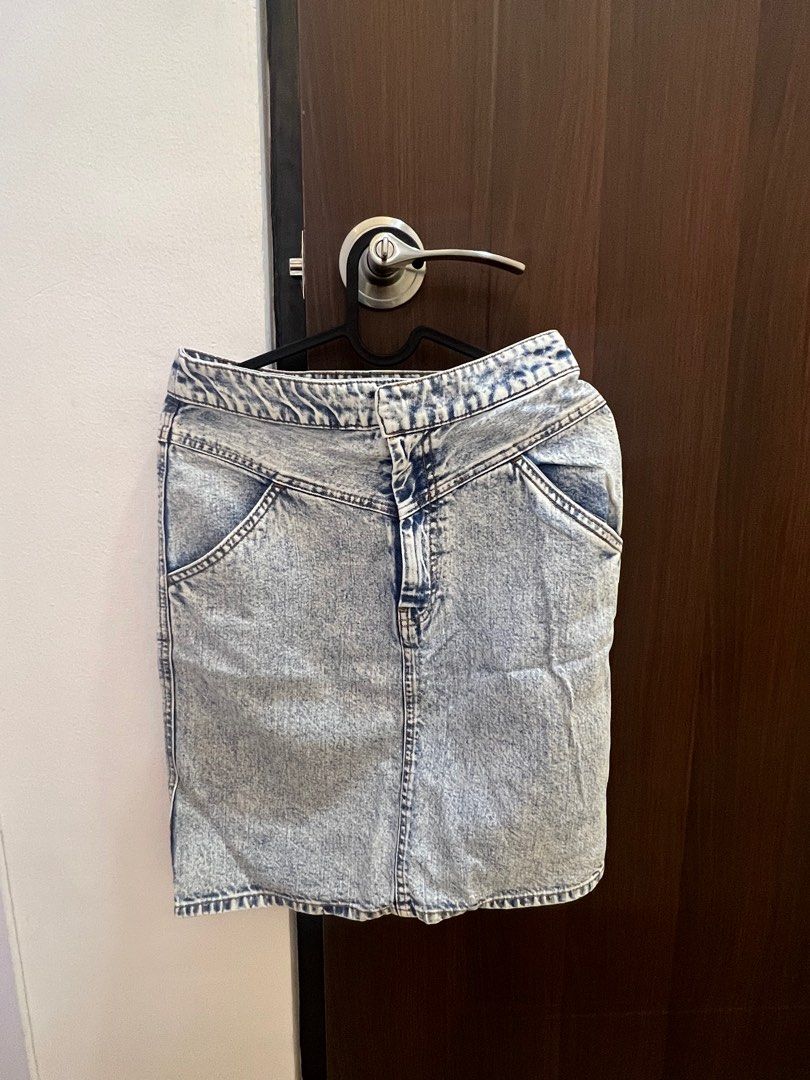 H M skirt Women s Fashion Bottoms Skirts on Carousell