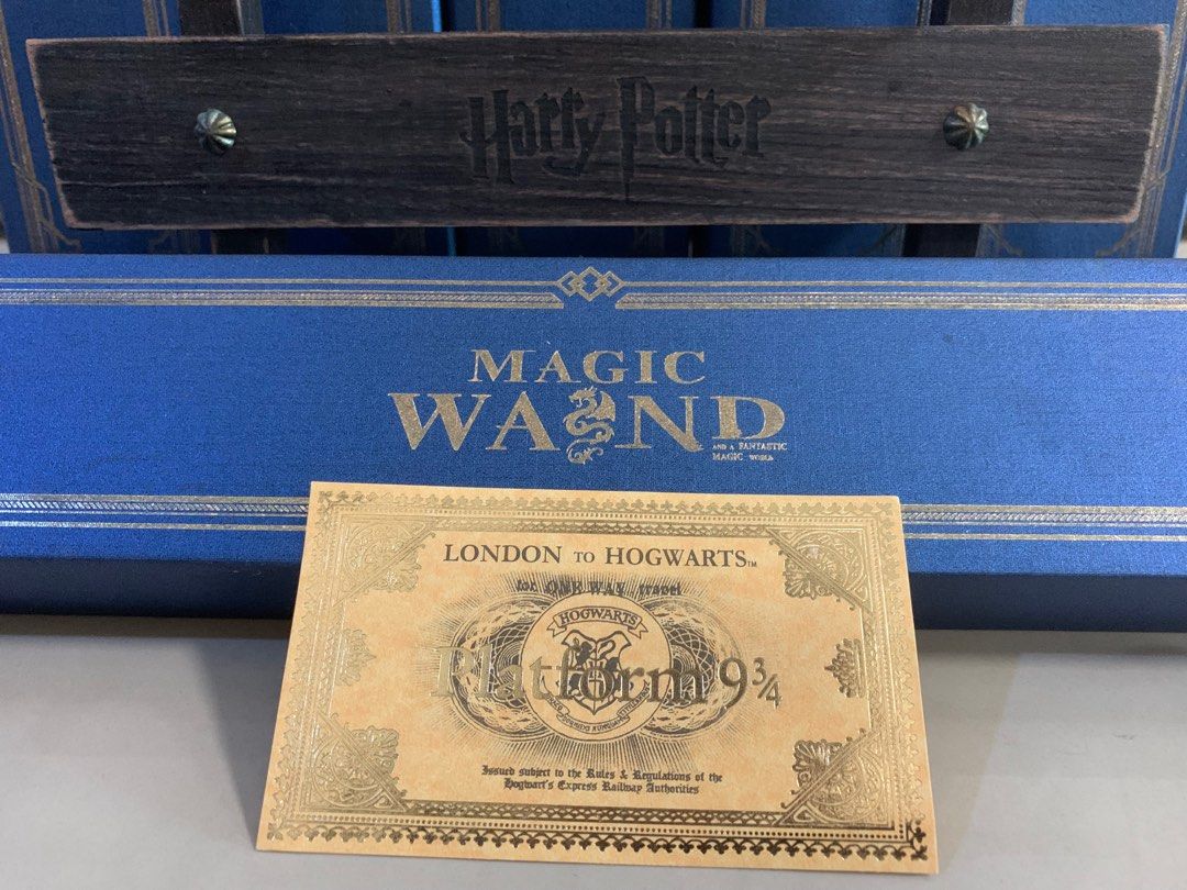 Harry Potter Wands with Rack, Hobbies & Toys, Memorabilia ...