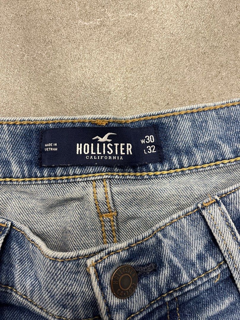 Hollister light blue jeans 2025