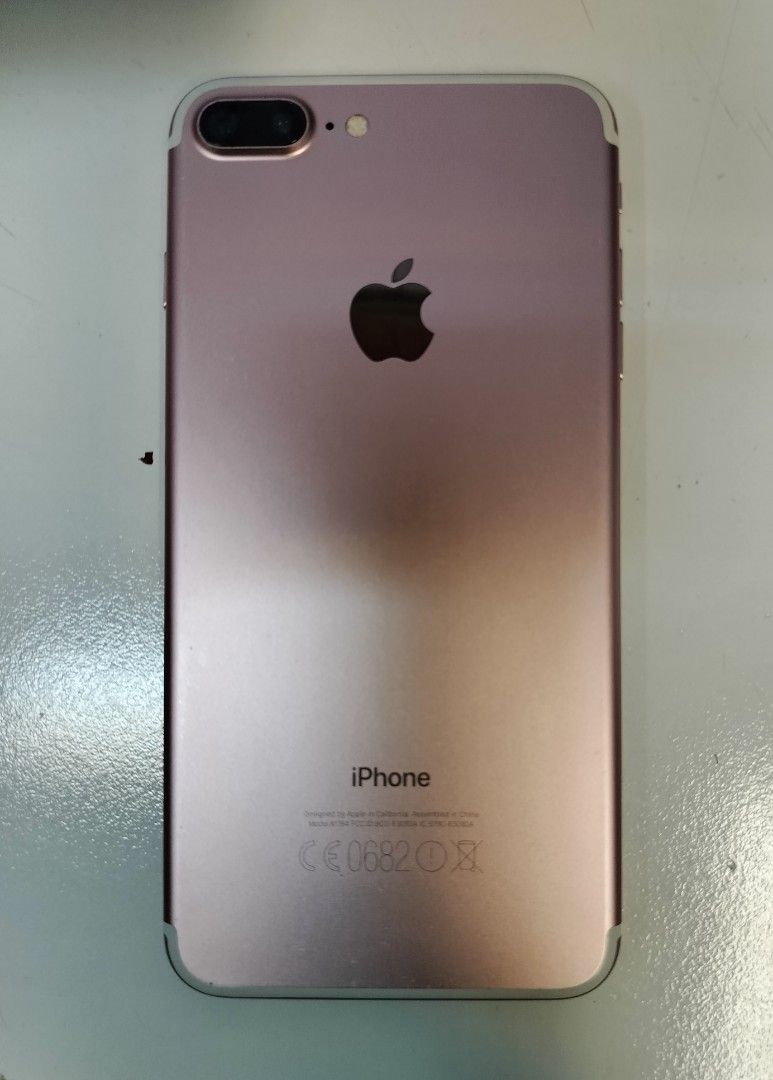 iPhone 7 Plus Rose Gold 32GB Mobile Phones Gadgets Mobile Phones iPhone iPhone 7 Series on Carousell