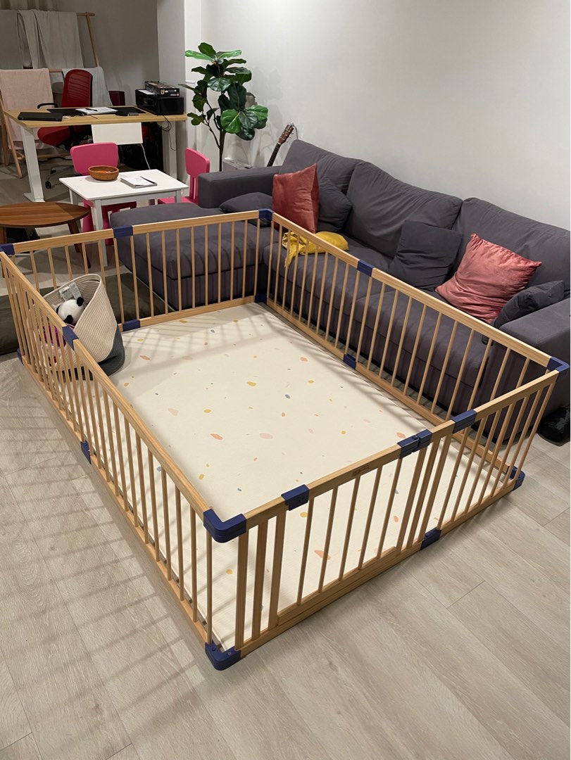 Jolly Baby Wooden Safety Playpen (8 panels), Babies & Kids, Baby