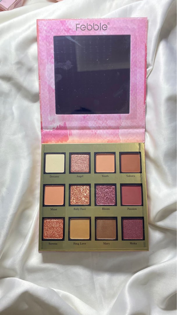 KKV EYESHADOW, Kesehatan & Kecantikan, Rias Wajah di Carousell